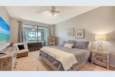 7320 Golf Pointe Circle, Sarasota, FL 34243 - Photo 31