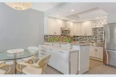 1212 Benjamin Franklin Drive #305, Sarasota, FL 34236 - Photo 15