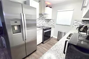 904 Orlando Ave, Bradenton, FL 34207 - Photo 3