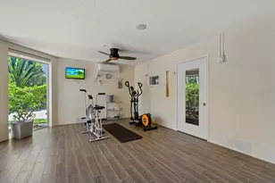 3942 Hamilton Club Cir, Sarasota, FL 34242 - Photo 45