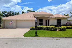 5608 Eastwind Dr, Sarasota, FL 34233 - Photo 1