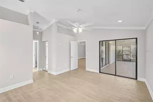 6017 Marella Dr, Sarasota, FL 34243 - Photo 13