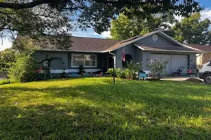 216 W Goldentuft Ct, Beverly Hills, FL 34465 - Photo 1