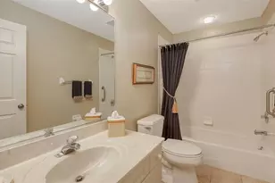 5568 Country Club Way, Sarasota, FL 34243 - Photo 21