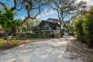 5141 St Albans Ave, Sarasota, FL 34242 - Photo 1