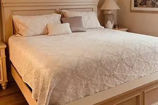 9630 Club S Cir, Sarasota, FL 34238 - Photo 11