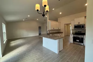 7933 Tropicaire Blvd, North Port, FL 34286 - Photo 3