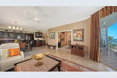 1800 Benjamin Franklin Drive #B207, Sarasota, FL 34236 - Photo 7