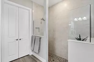 17807 Eastbrook Ter, Lakewood Ranch, FL 34202 - Photo 41