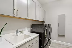 17807 Eastbrook Ter, Lakewood Ranch, FL 34202 - Photo 49