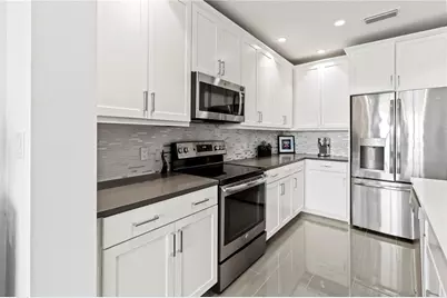 10520 Boardwalk Loop #302, Bradenton, FL 34202 - Photo 11