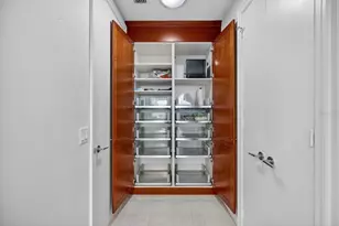 415 L Ambiance Dr, Longboat Key, FL 34228 - Photo 37