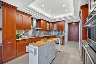 415 L Ambiance Dr, Longboat Key, FL 34228 - Photo 35