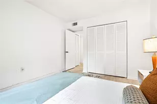 1508 Pelican Cove Rd, Sarasota, FL 34231 - Photo 29