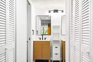 1508 Pelican Cove Rd, Sarasota, FL 34231 - Photo 21