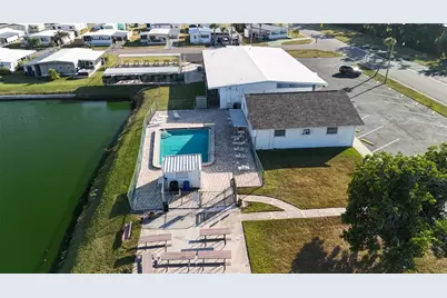 306 50th Avenue Plaza E, Bradenton, FL 34203 - Photo 7