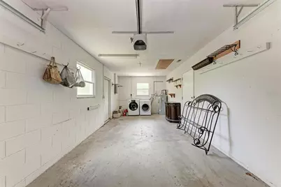 6520 3rd Avenue NE, Bradenton, FL 34208 - Photo 23