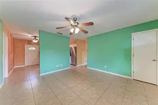 6520 3rd Ave NE, Bradenton, FL 34208 - Photo 5