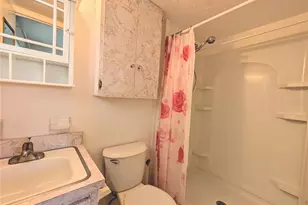 5855 Palm Ln, Bradenton, FL 34207 - Photo 13