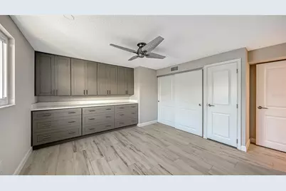 738 El Centro, Longboat Key, FL 34228 - Photo 13