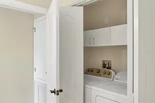 8735 Olde Hickory Ave, Sarasota, FL 34238 - Photo 31