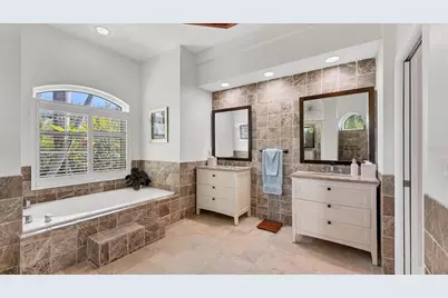 9979 Cherry Hills Avenue Circle, Bradenton, FL 34202 - Photo 31
