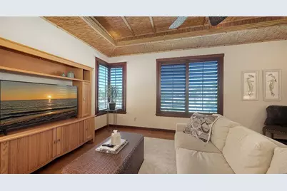 6477 Gulfside Road, Longboat Key, FL 34228 - Photo 27