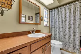 4003 Joyce Dr, Bradenton, FL 34208 - Photo 29