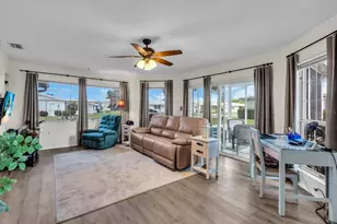 4003 Joyce Dr, Bradenton, FL 34208 - Photo 15