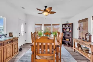 8102 Marie Ln, Ellenton, FL 34222 - Photo 15