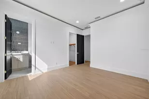 1043 Blue Shell Loop, Sarasota, FL 34240 - Photo 59