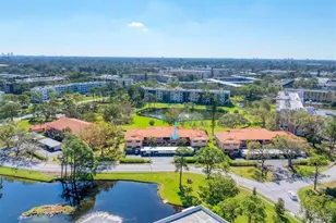 8140 Terrace Garden Dr N, Saint Petersburg, FL 33709 - Photo 3