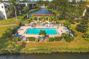 8140 Terrace Garden Dr N, Saint Petersburg, FL 33709 - Photo 45