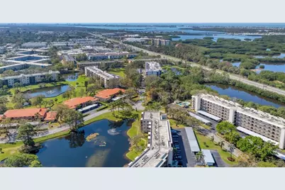 8140 Terrace Garden Drive N #103, Saint Petersburg, FL 33709 - Photo 29