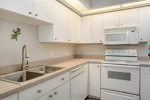 1975 Gulf of Mexico Dr, Longboat Key, FL 34228 - Photo 21