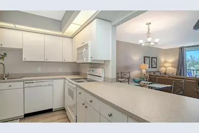 1975 Gulf Of Mexico Drive #G4-308, Longboat Key, FL 34228 - Photo 17