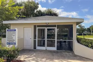 7461 W Country Club Dr N, Sarasota, FL 34243 - Photo 21