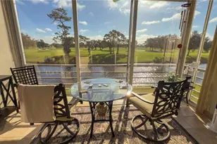 7461 W Country Club Dr N, Sarasota, FL 34243 - Photo 17