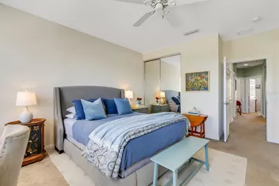 7812 Bergamo Avenue, Sarasota, FL 34238 - Photo 17