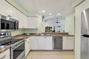 6465 Carrington Cir, Sarasota, FL 34238 - Photo 23