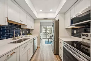 3320 Gulf of Mexico Dr, Longboat Key, FL 34228 - Photo 7