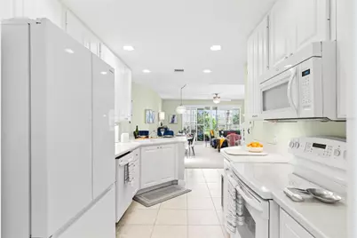 1949 Burgos Drive, Sarasota, FL 34238 - Photo 11