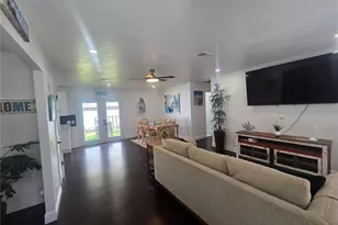 4049 Ponea Dr, Sarasota, FL 34241 - Photo 3