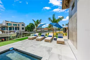 5362 Shadow Lawn Dr, Sarasota, FL 34242 - Photo 17