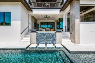 5362 Shadow Lawn Dr, Sarasota, FL 34242 - Photo 13