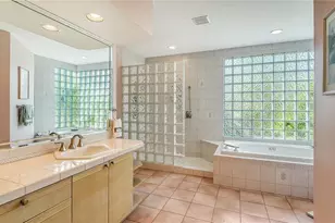 350 Gulf of Mexico Dr, Longboat Key, FL 34228 - Photo 15