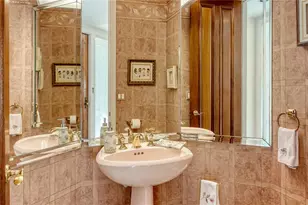 350 Gulf of Mexico Dr, Longboat Key, FL 34228 - Photo 11