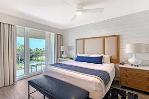 240 Sands Point Rd, Longboat Key, FL 34228 - Photo 5