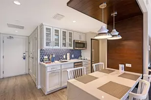 240 Sands Point Rd, Longboat Key, FL 34228 - Photo 15