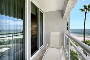 240 Sands Point Rd, Longboat Key, FL 34228 - Photo 7